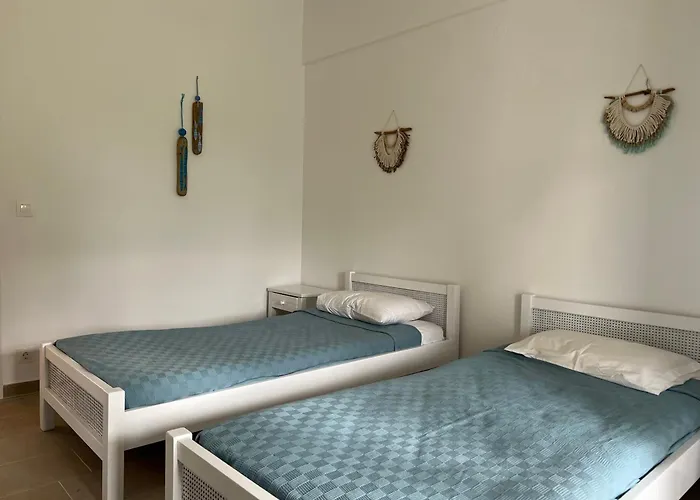Sela\'S Corfu Beach Home