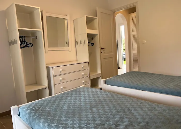 Sela’s Corfu beach home